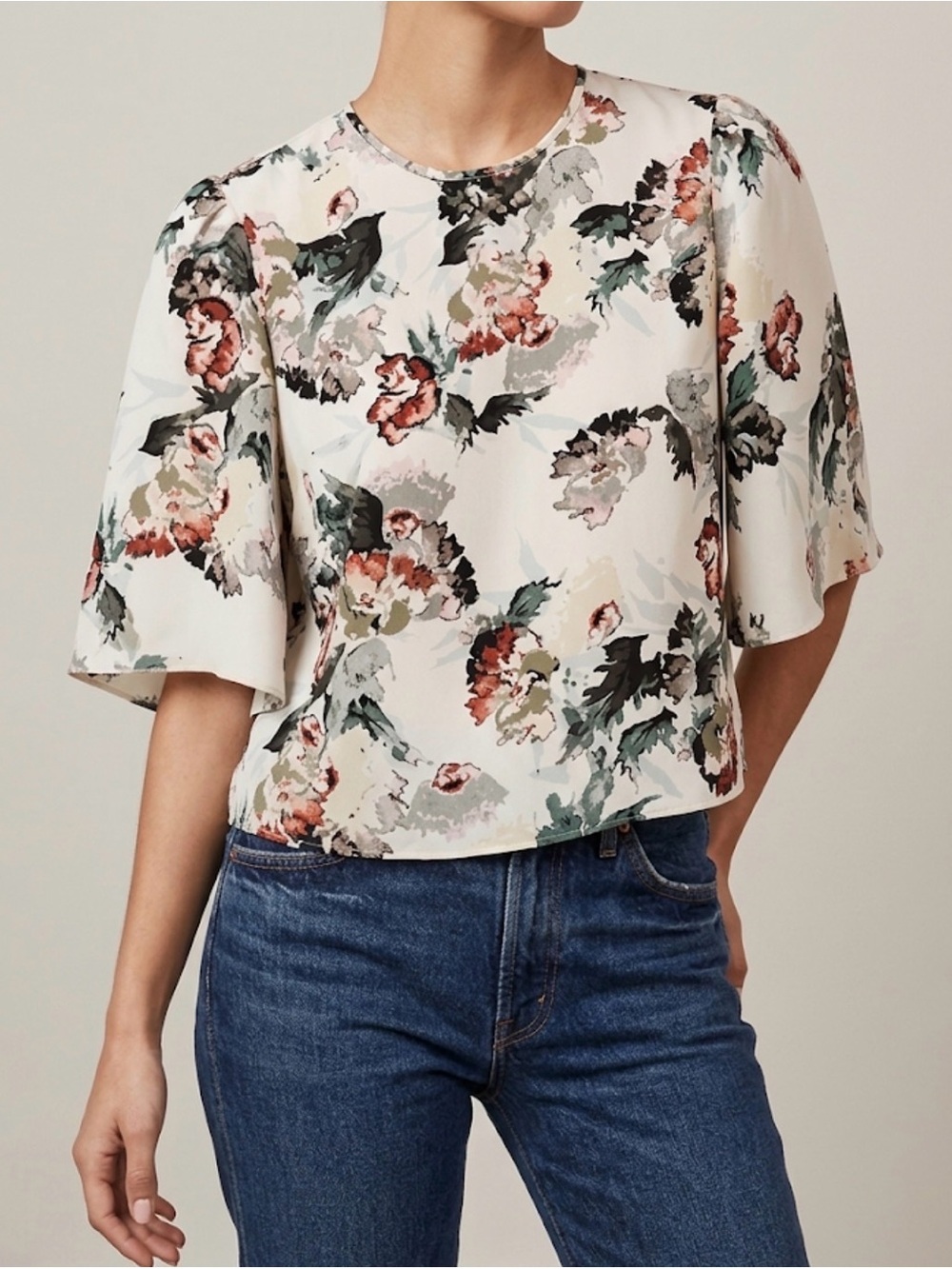 ❤️Wilfred Aritzia kimono ralaxed fit floral top blouse